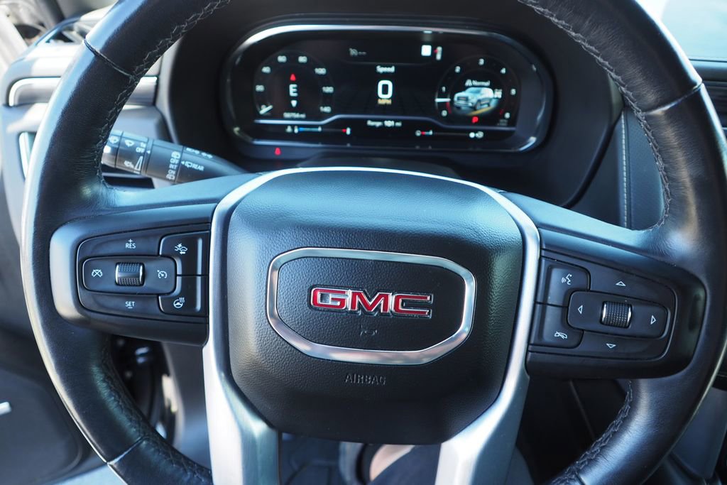 Used 2022 GMC Yukon XL SLT w/ SLT Luxury Package AWD/4WD image 32