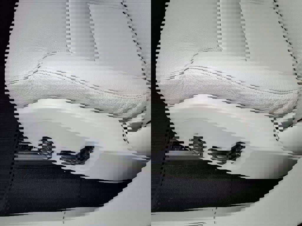 Used 2022 Volvo XC90 T6 Momentum w/ Advanced Package image 22