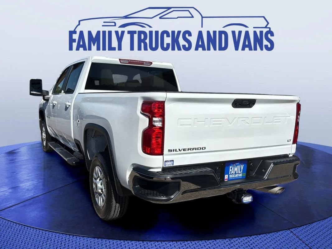 Used 2026 Chevrolet Silverado 2500 LT AWD/4WD image 3