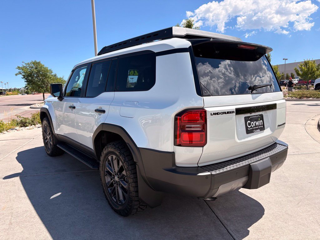 Used 2026 Toyota Land Cruiser w/ Premium Package AWD/4WD image 7