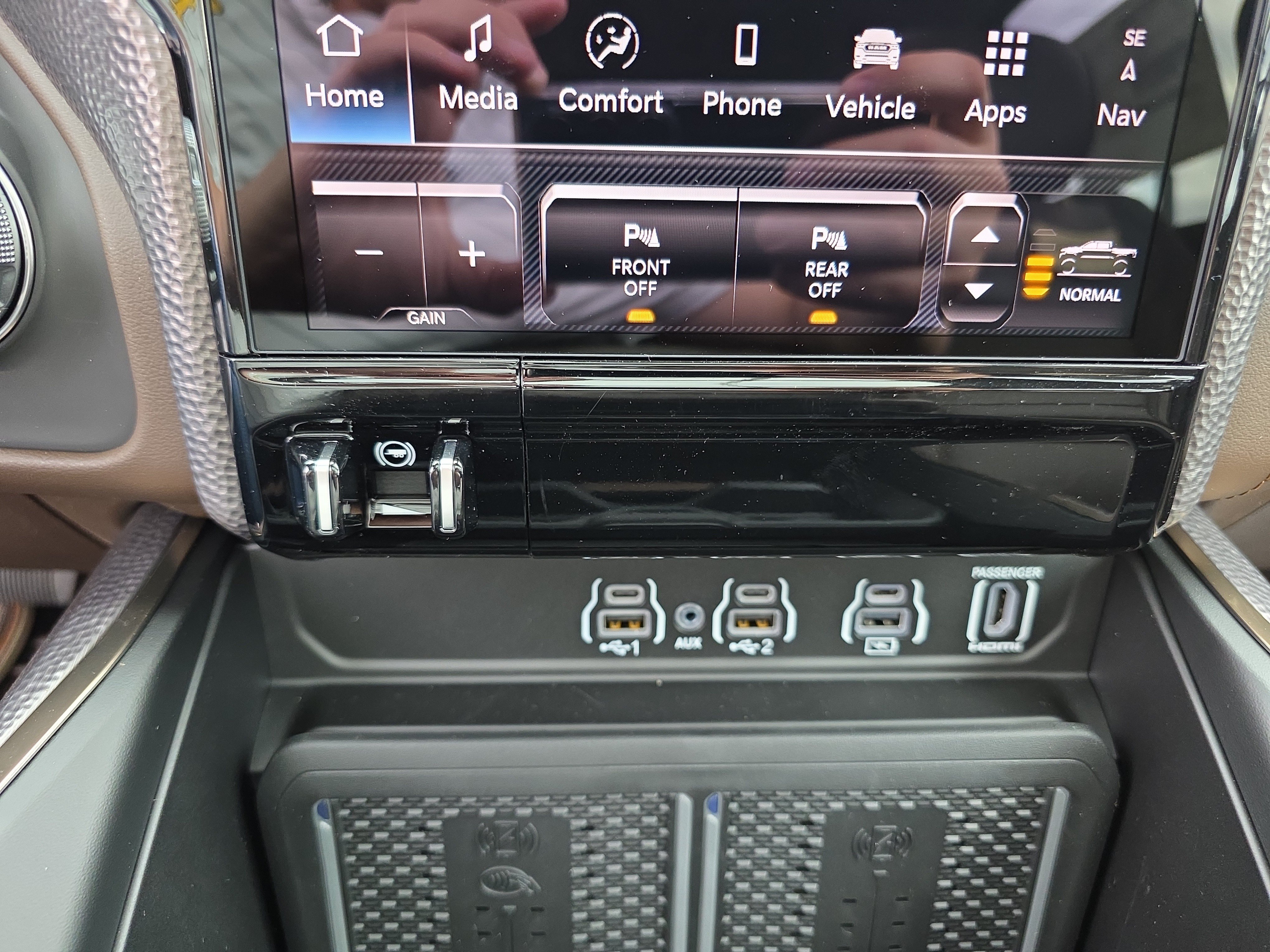 New 2027 RAM 1500 Longhorn AWD/4WD image 11