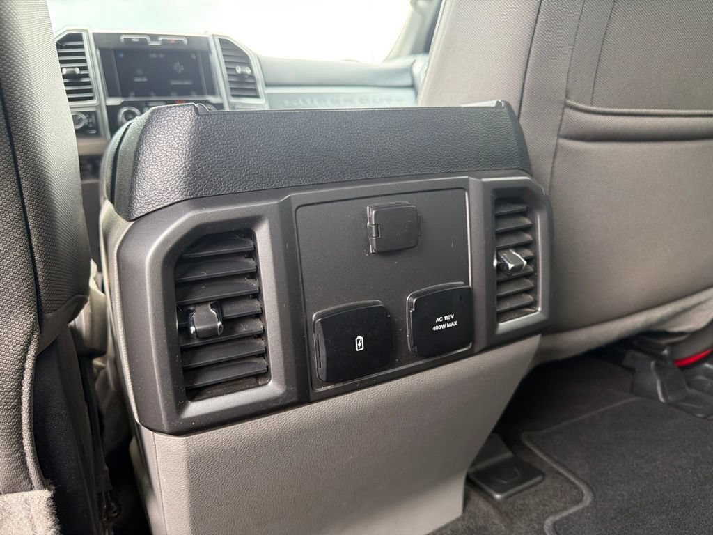 Used 2018 Ford F250 XLT w/ XLT Premium Package AWD/4WD image 17