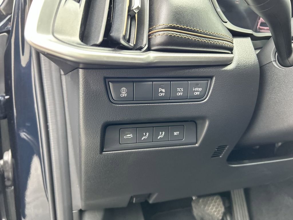 Certified 2025 MAZDA CX-90 3.3 Turbo S w/ Premium Package image 17