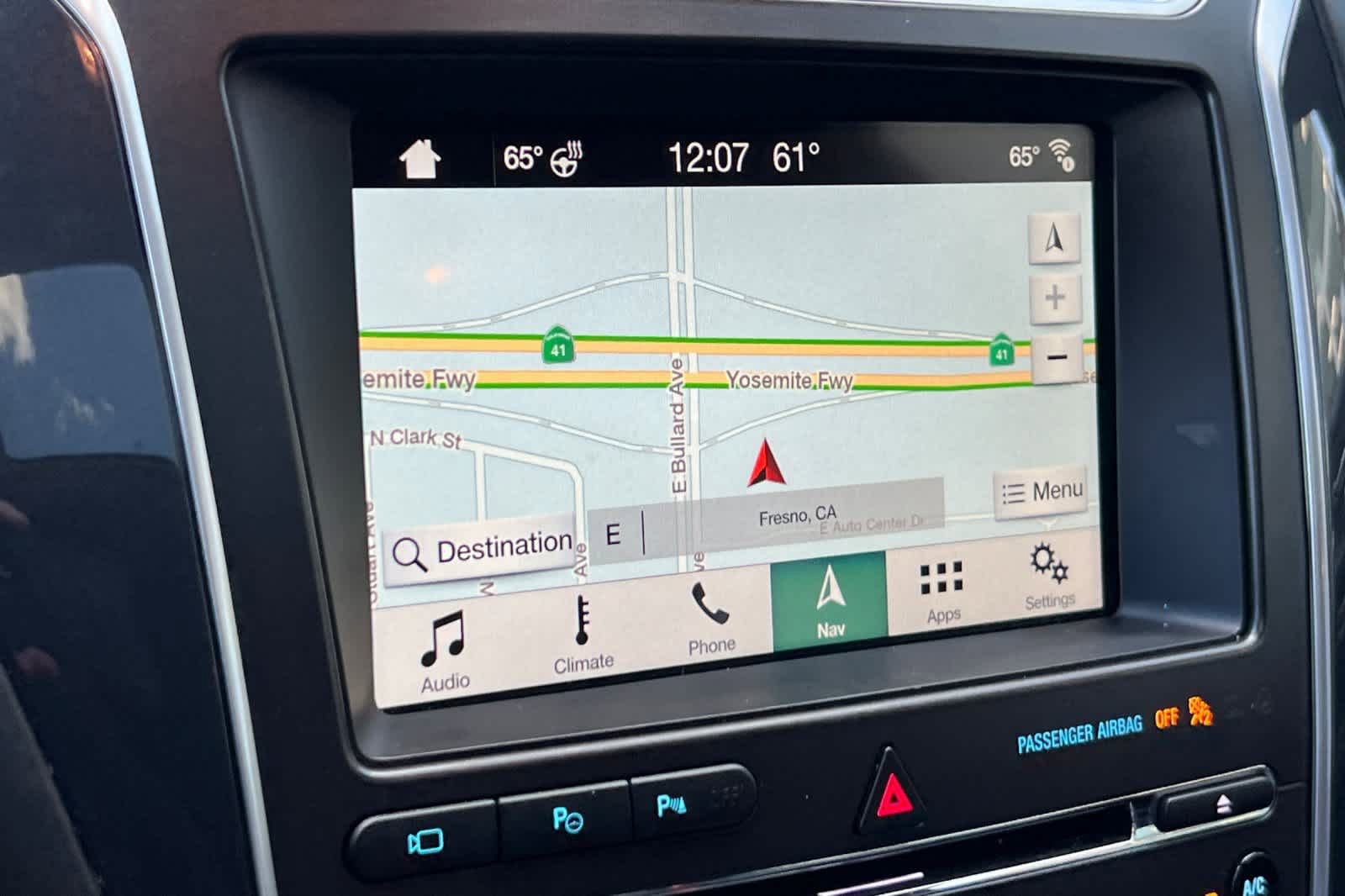 Used 2017 Ford Explorer Platinum image 18