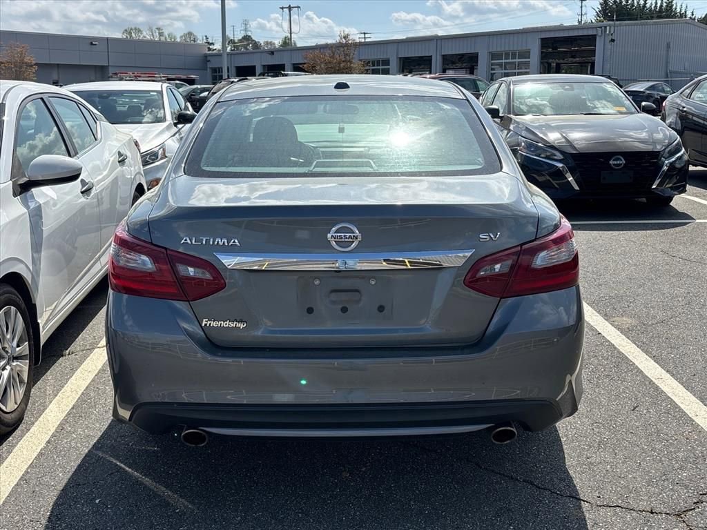 Used 2018 Nissan Altima 2.5 SV image 11
