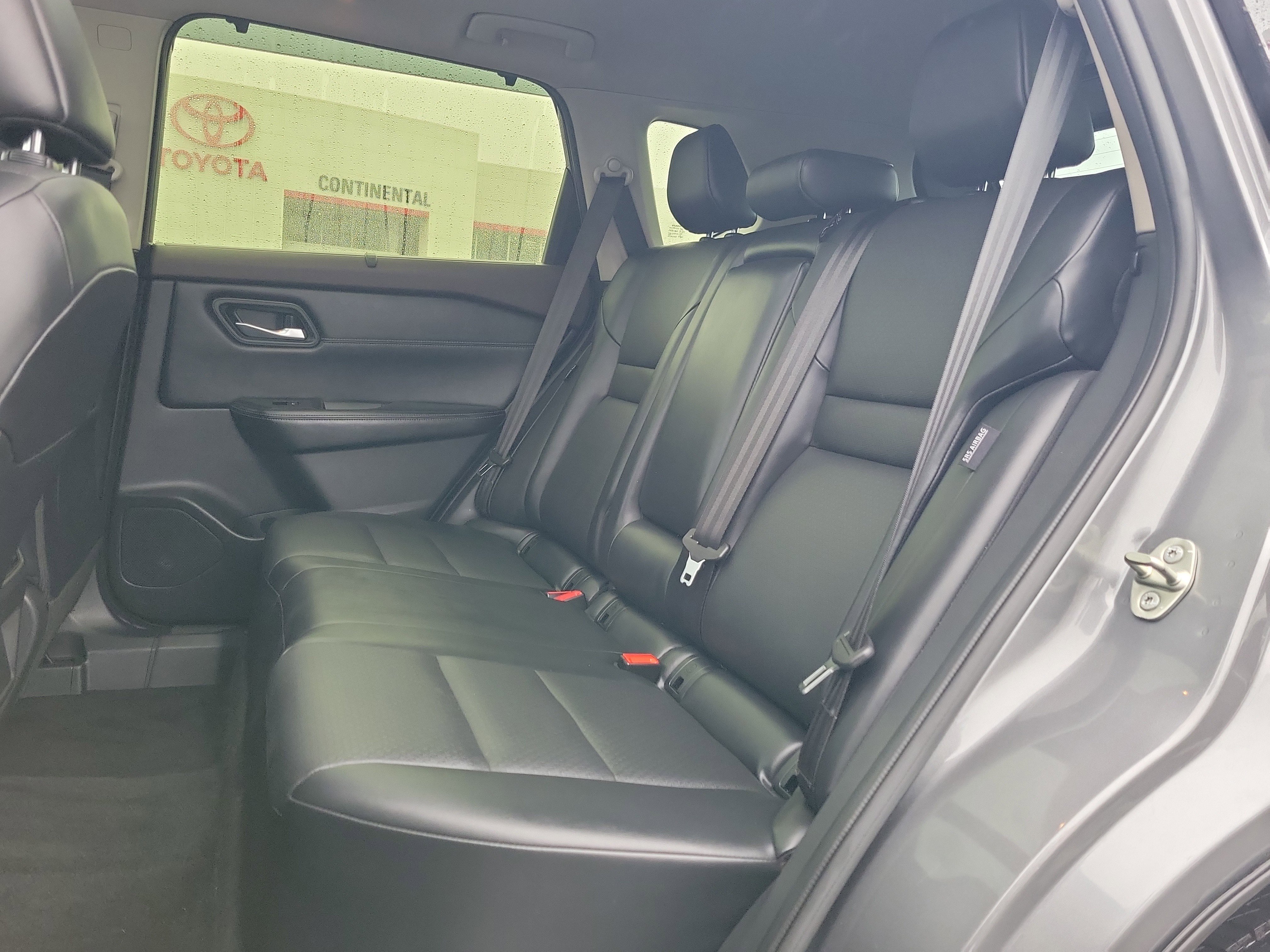 Used 2023 Nissan Rogue SV w/ SV Premium B Package image 8