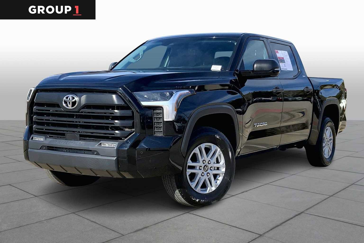 Used 2023 Toyota Tundra SR5 w/ SR5 Convenience Package image 1