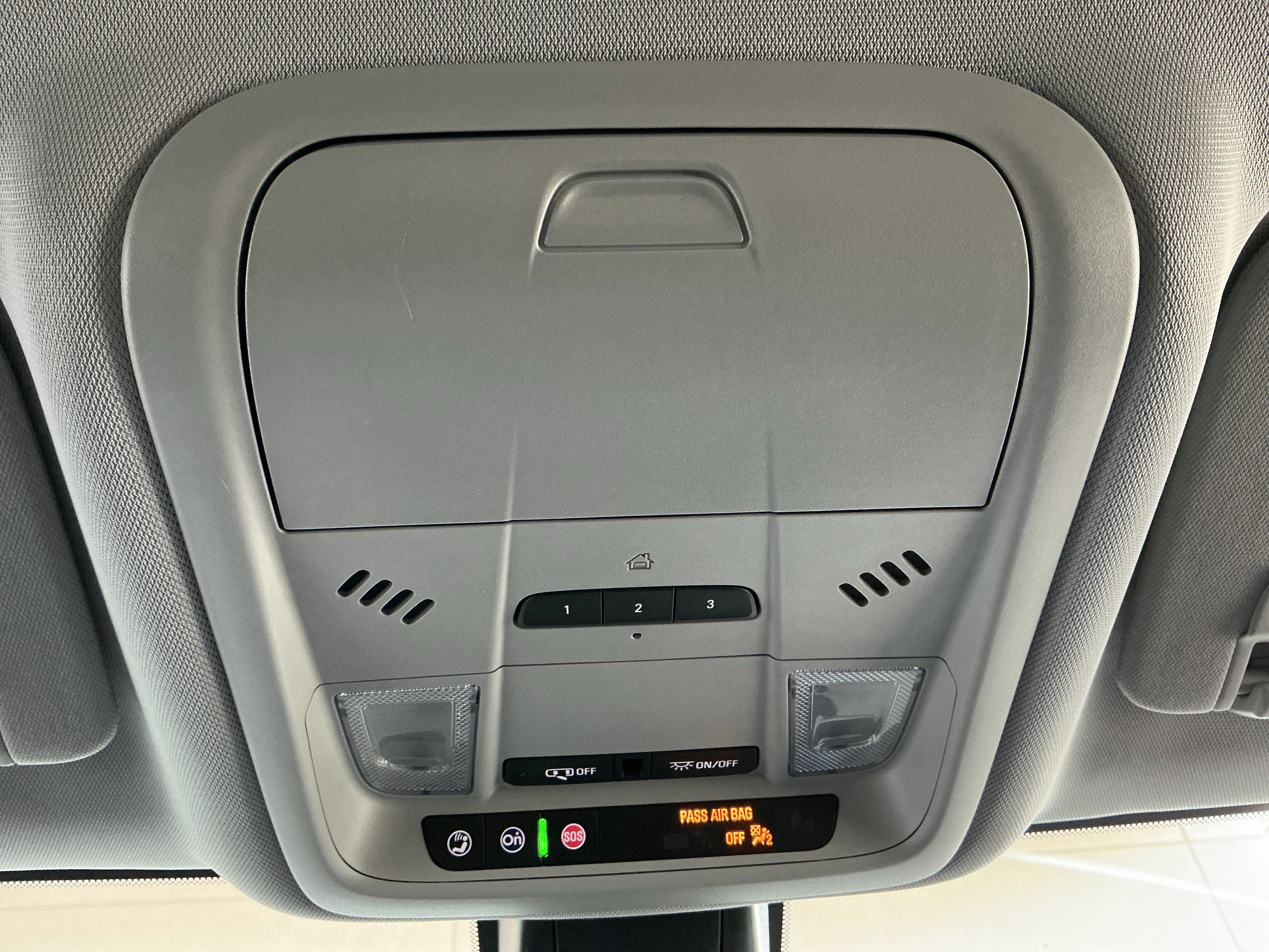 Used 2024 Chevrolet Blazer LT w/ Convenience Package image 17