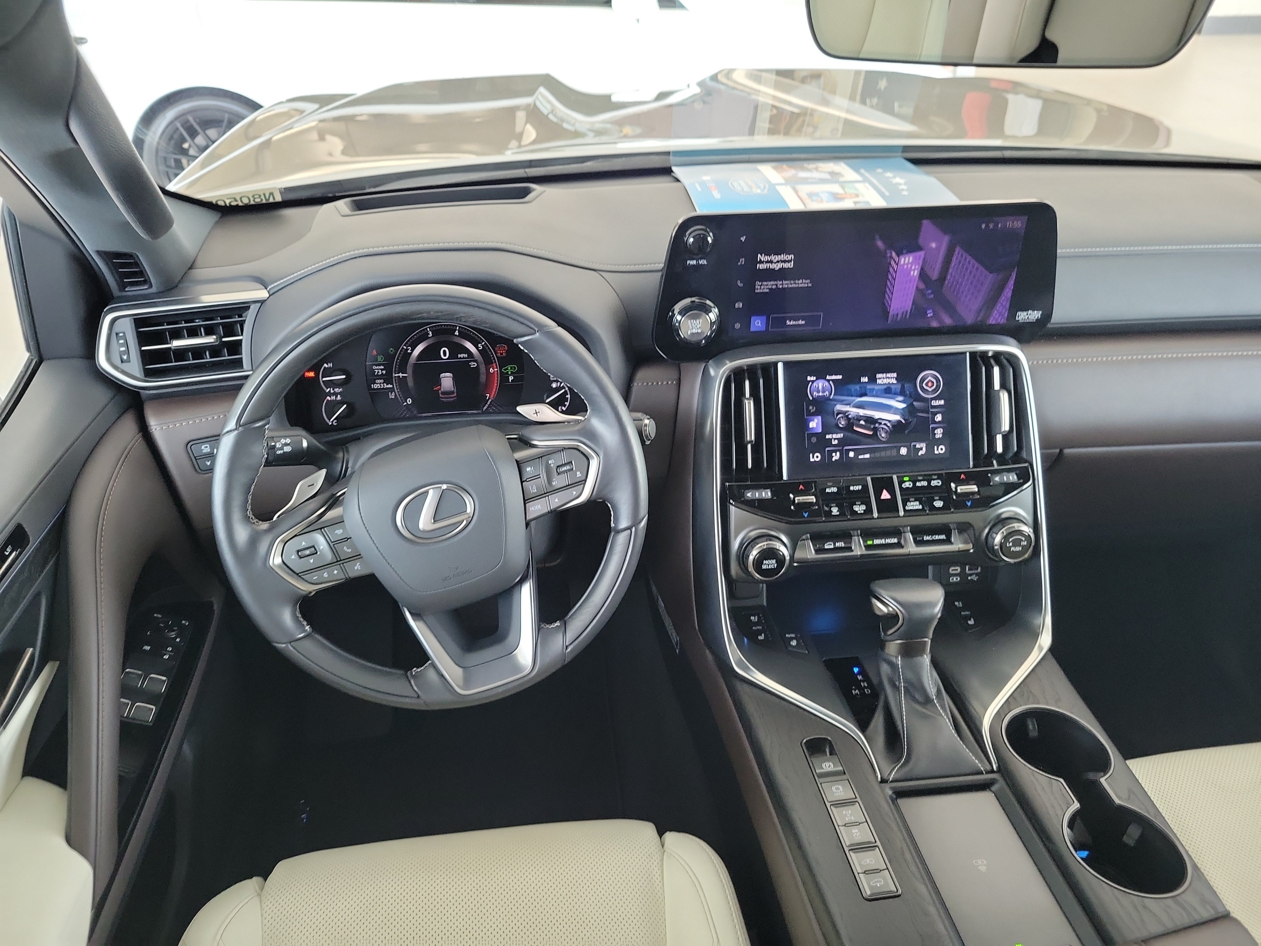 Used 2022 Lexus LX 600 4WD w/ Accessory Package (Z1) image 21