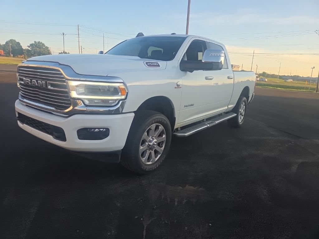 Used 2023 RAM 2500 Laramie AWD/4WD image 3