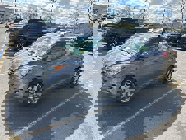 Used 2013 Hyundai Elantra GLS w/ Preferred Pkg image 6