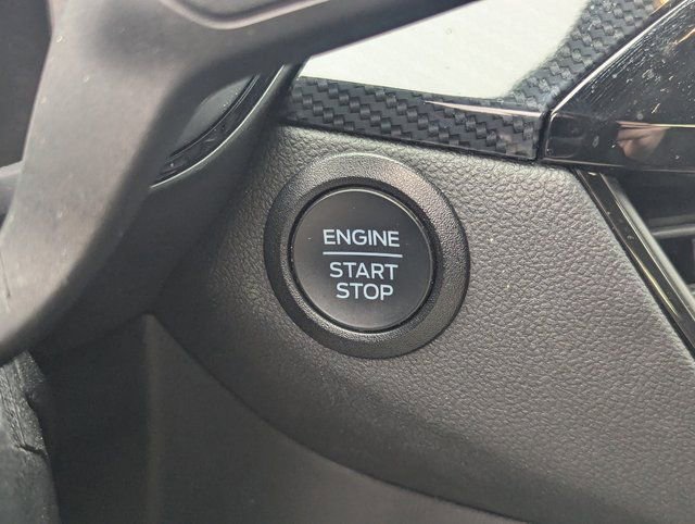 Used 2023 Ford Escape ST-Line image 17