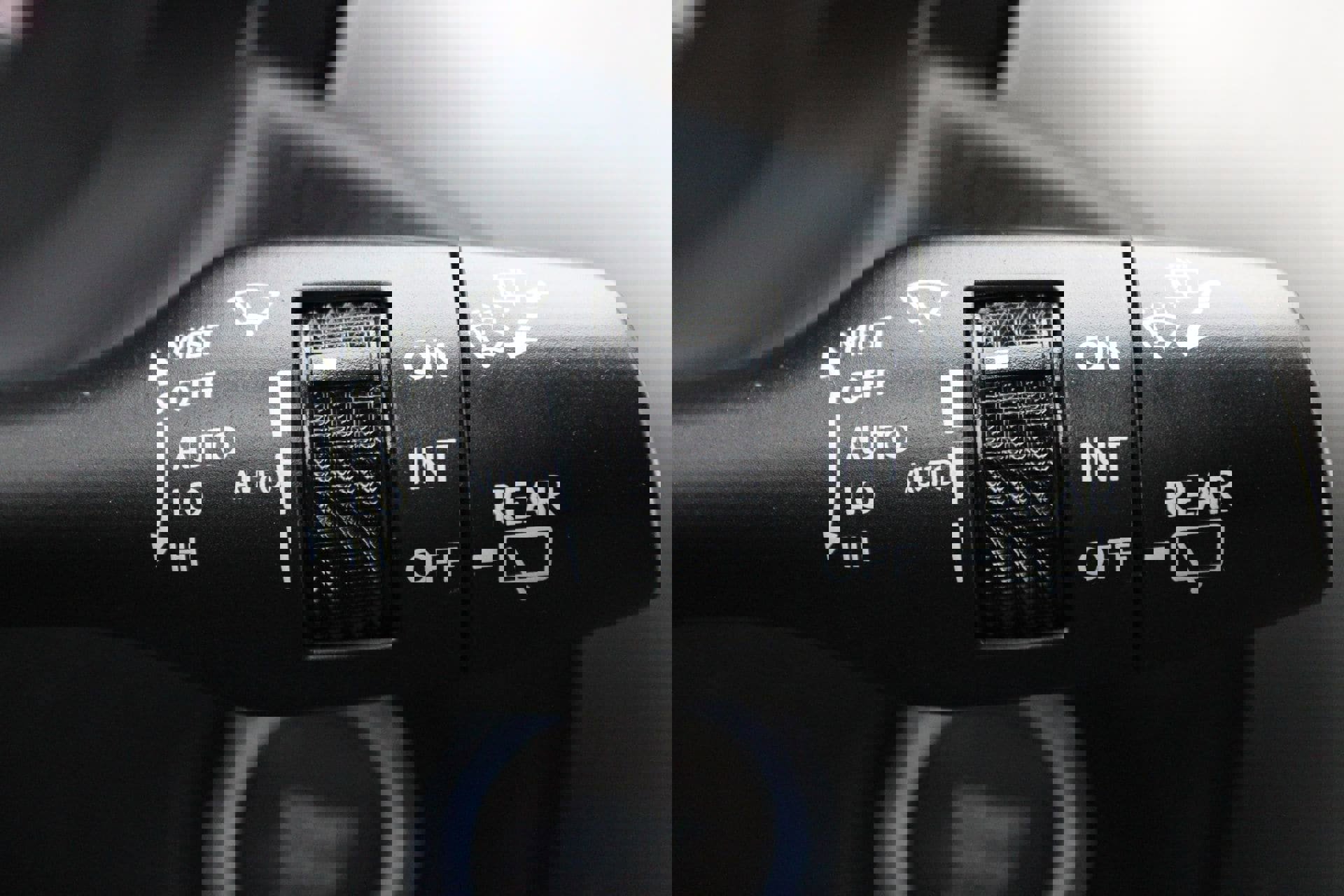 Used 2023 Lexus GX 460 Premium w/ Premium Plus Package image 32