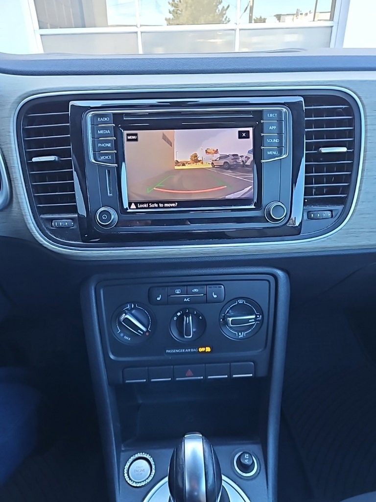 Used 2018 Volkswagen Beetle 2.0T Coast image 27