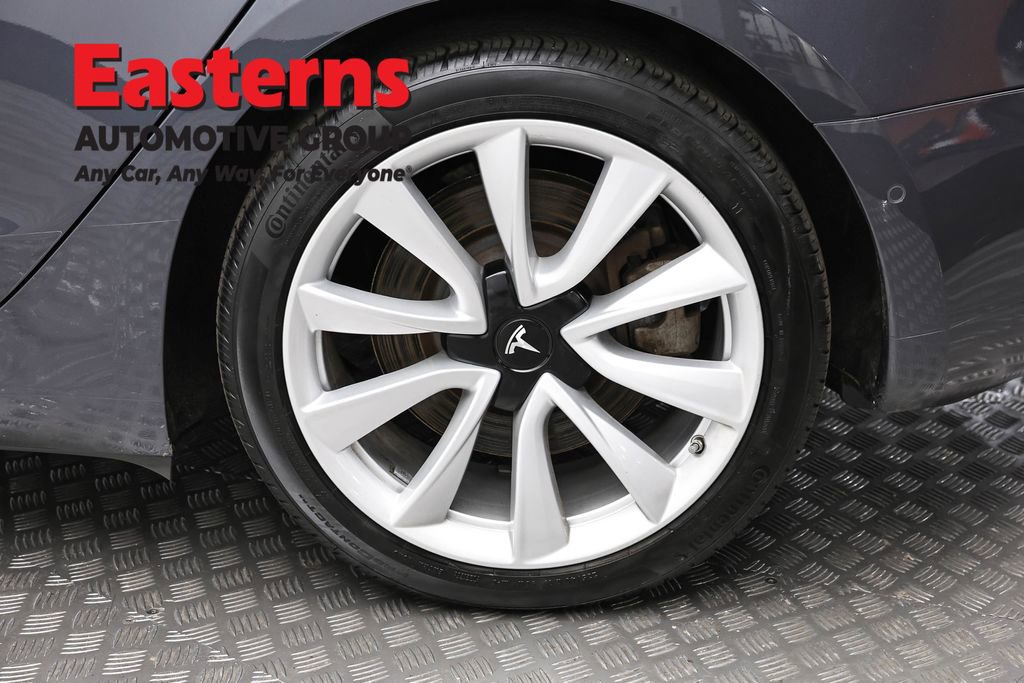 Used 2018 Tesla Model 3 Long Range image 8