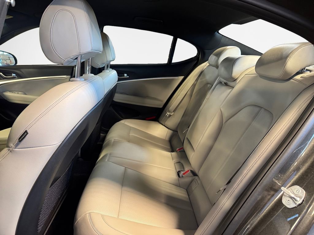 Used 2023 Genesis G70 2.0T AWD/4WD image 24