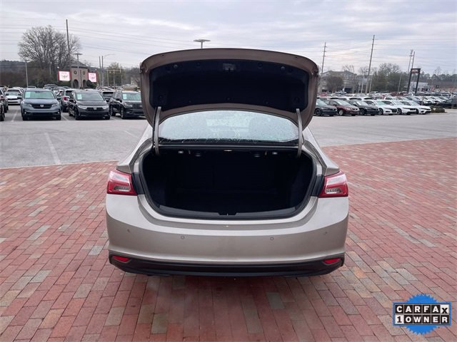 Used 2024 Chevrolet Malibu LT image 29