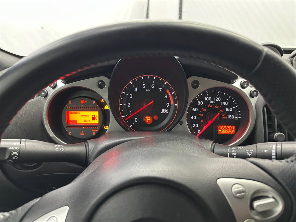 Used 2016 Nissan 370Z Coupe image 21