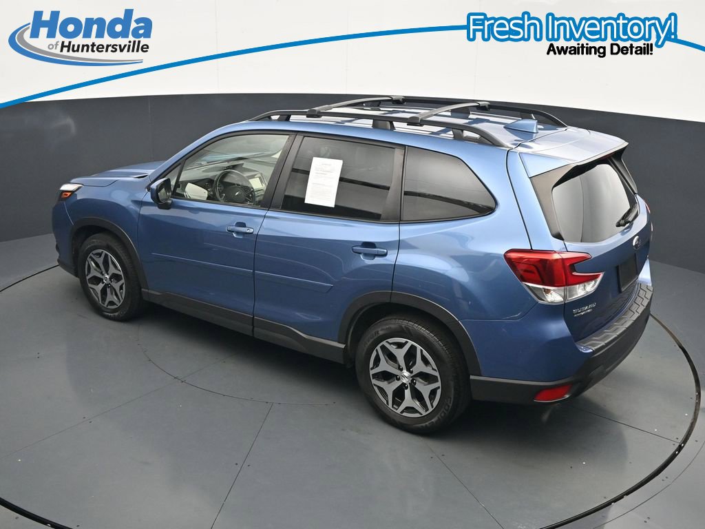 Used 2023 Subaru Forester Premium AWD/4WD image 23
