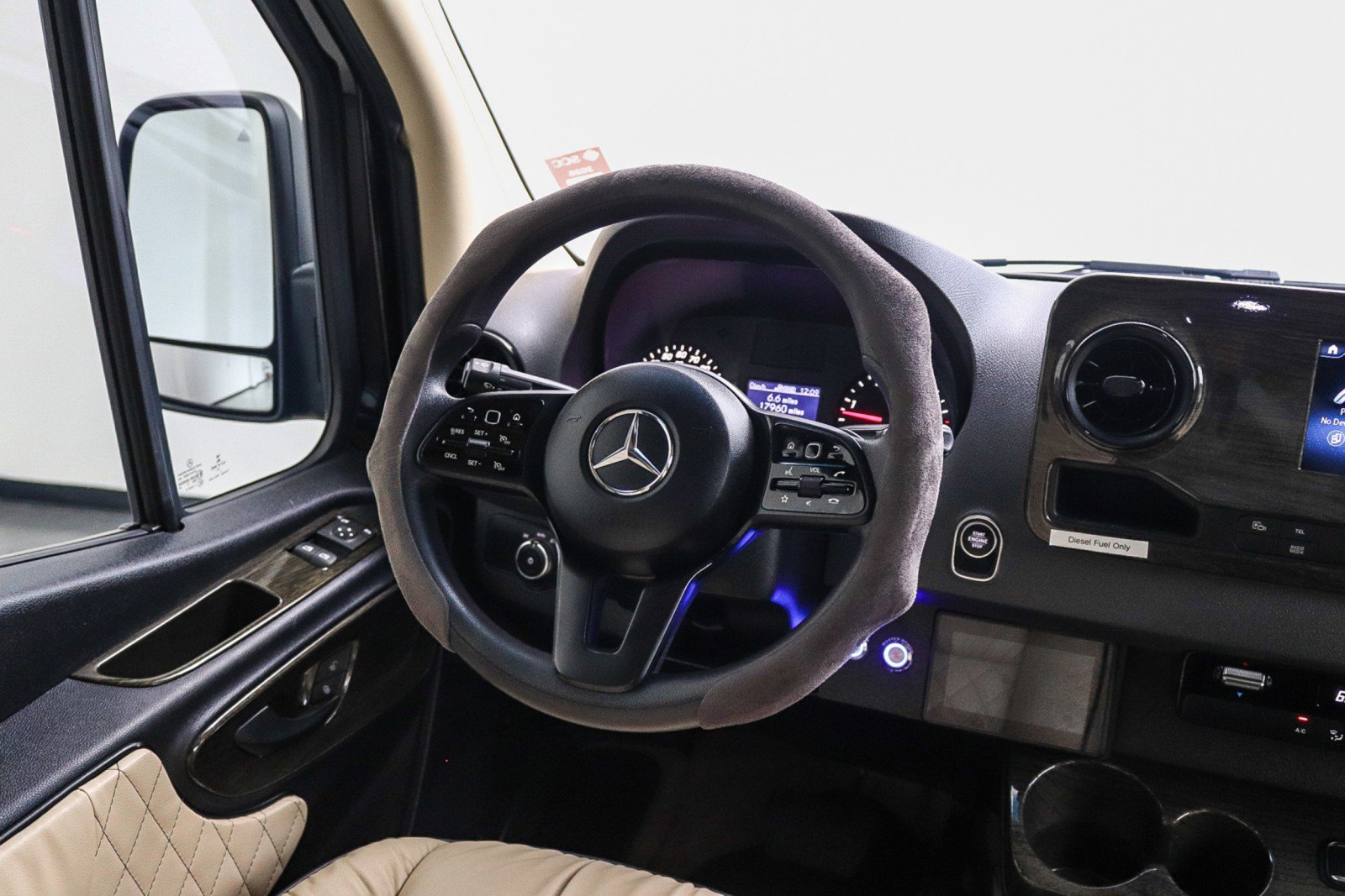 Used 2020 Mercedes-Benz Sprinter 3500 image 16