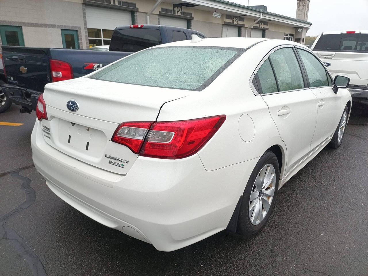 Used 2016 Subaru Legacy 2.5i Premium AWD/4WD image 6