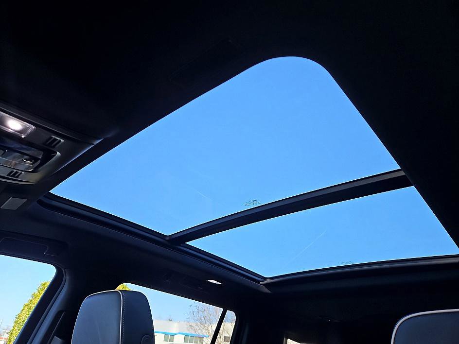 New 2026 Chevrolet Suburban Premier w/ Sun And Tow Package image 17