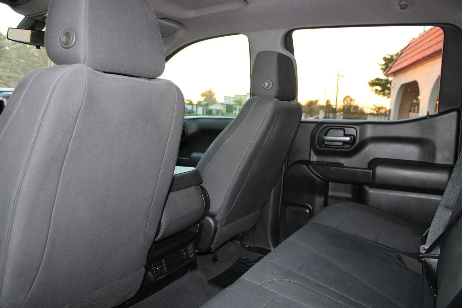 Used 2021 Chevrolet Silverado 1500 Custom image 17