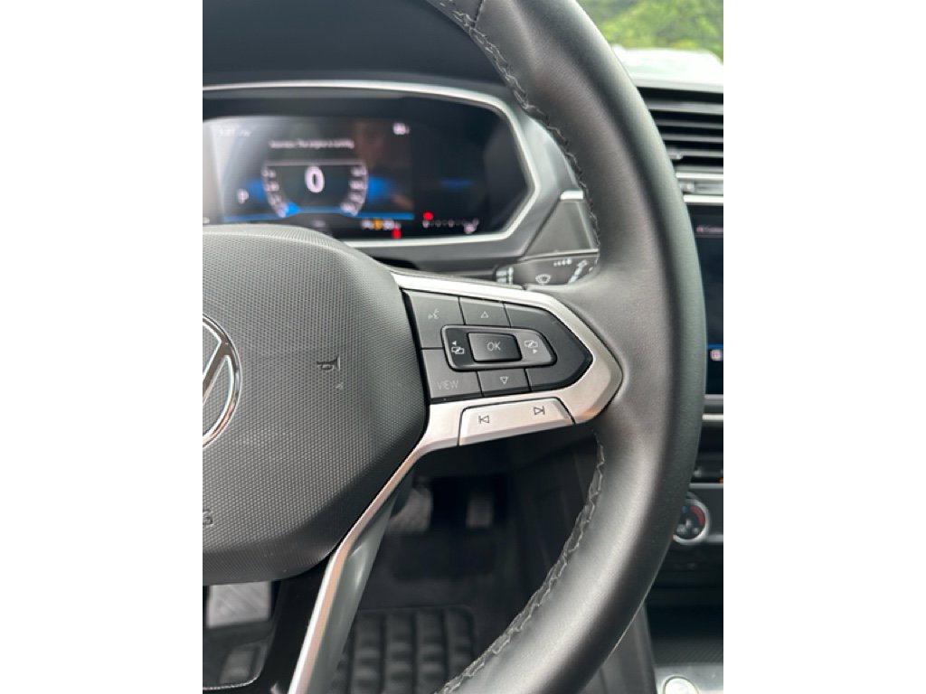 Used 2024 Volkswagen Tiguan Wolfsburg Edition image 18