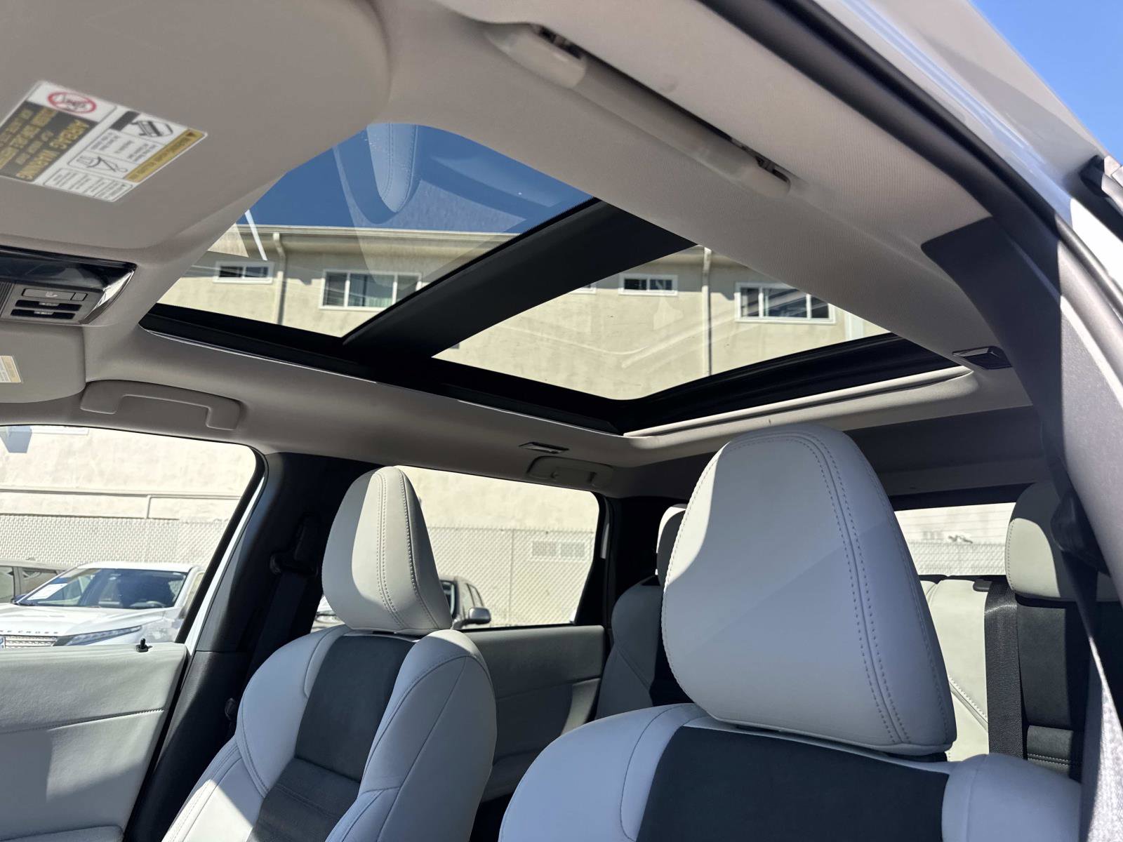 New 2026 Mitsubishi Outlander SE image 17