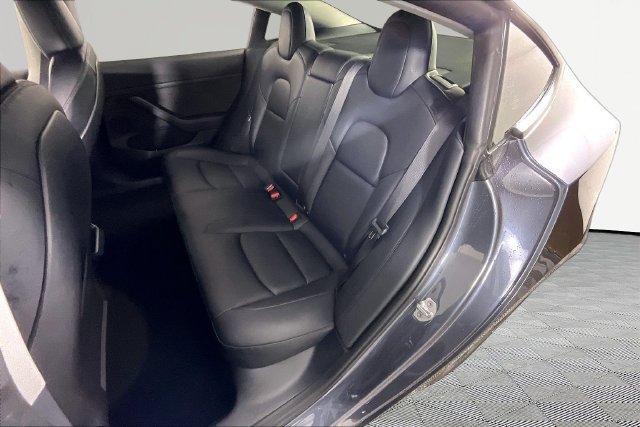Used 2023 Tesla Model 3 Standard Range RWD image 17