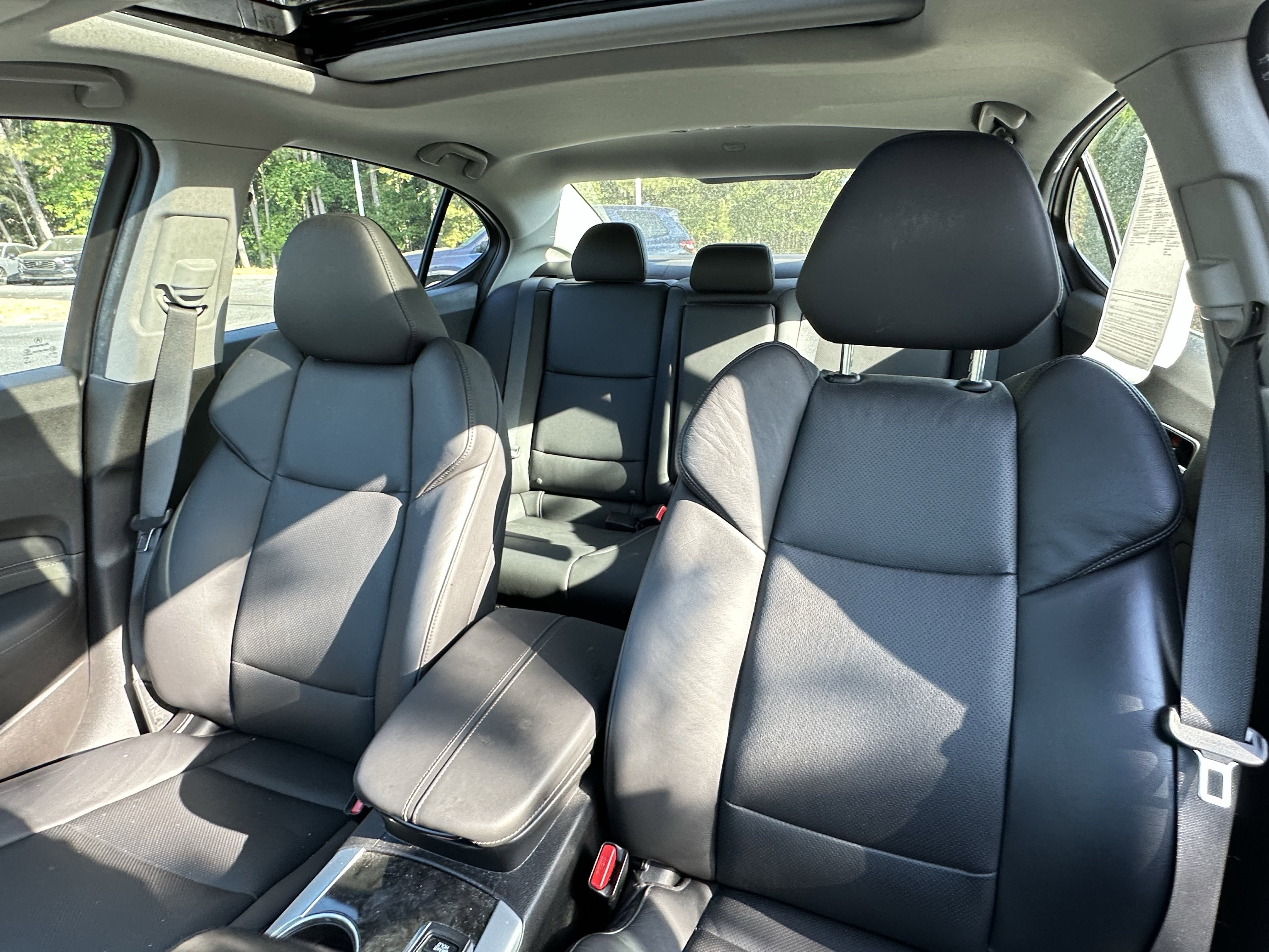 Used 2018 Acura TLX w/ Technology Package FWD image 8