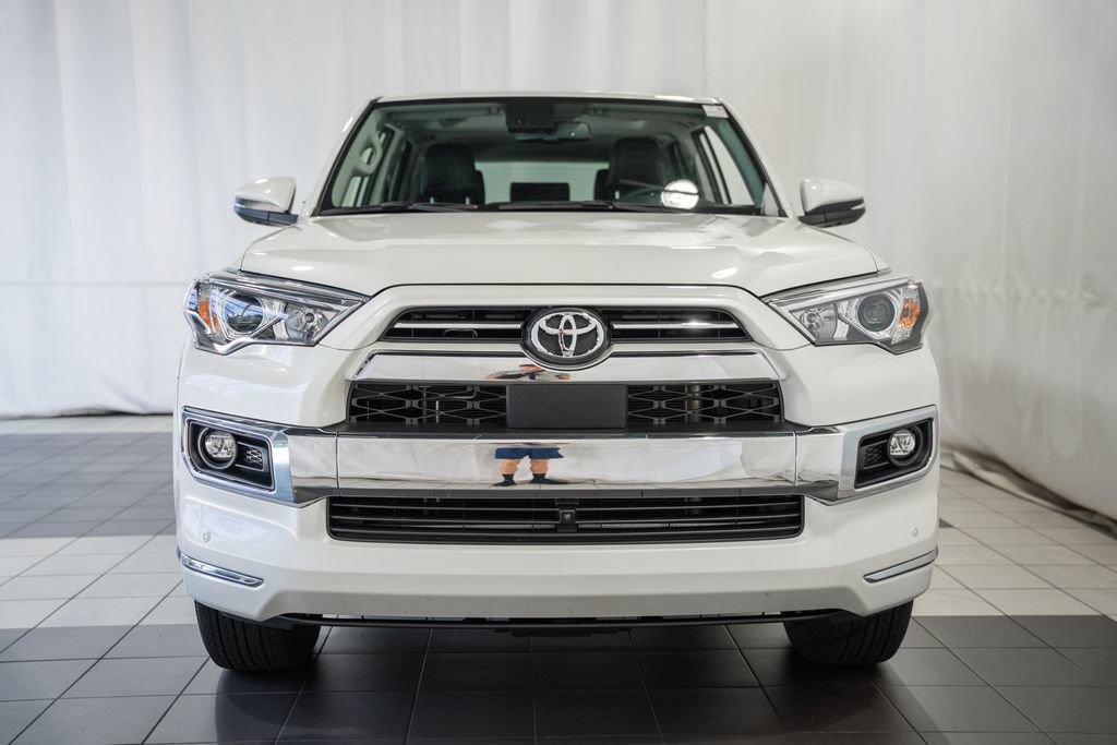 Used 2023 Toyota 4Runner Limited AWD/4WD image 2