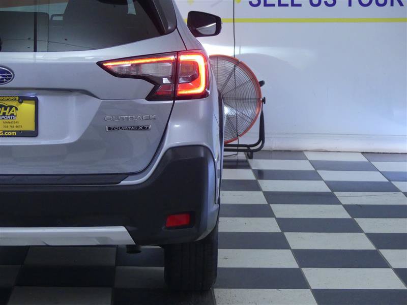 Used 2025 Subaru Outback Touring XT AWD/4WD image 36