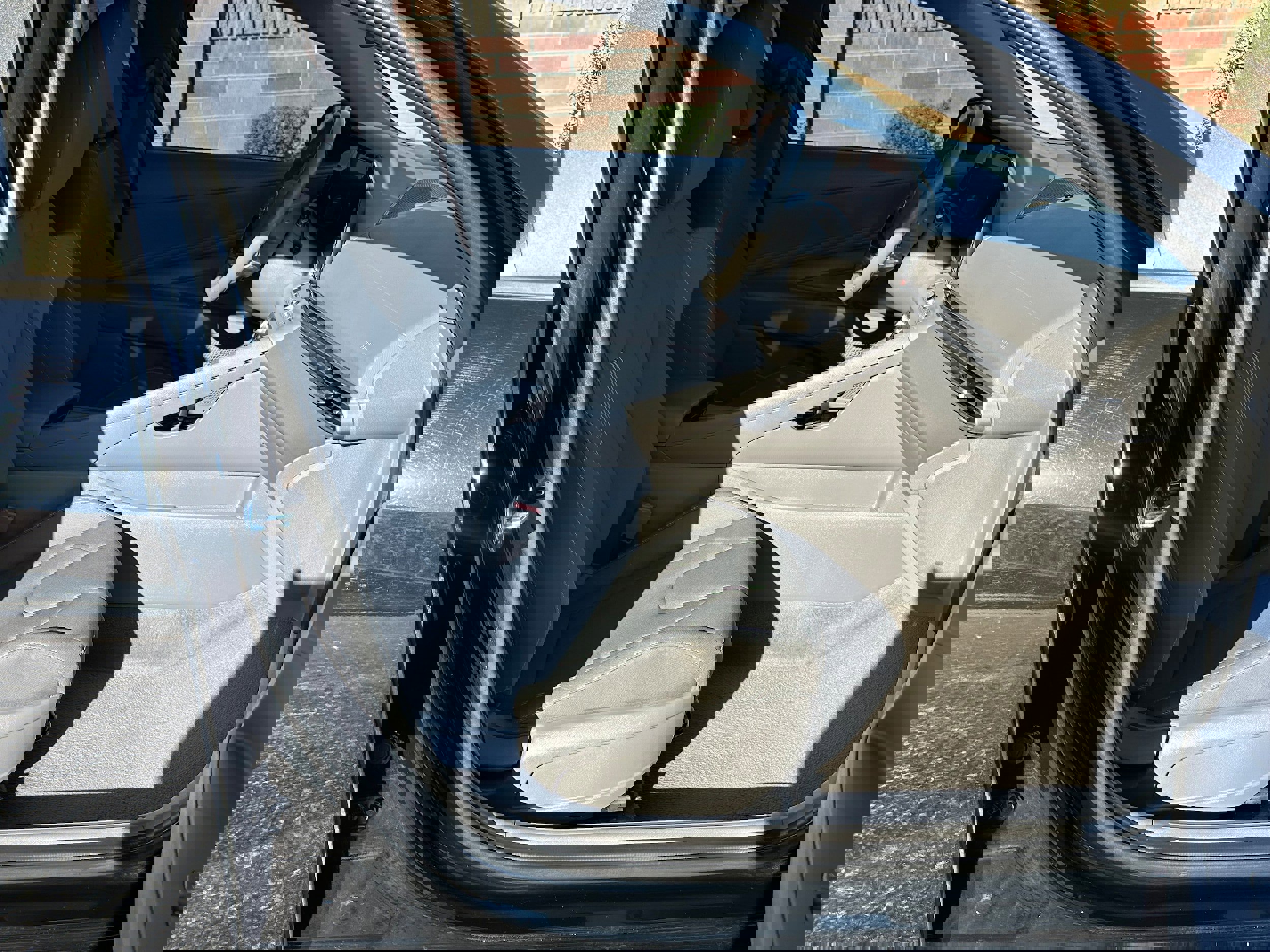 Used 2023 Hyundai Elantra SEL w/ Convenience Package image 11