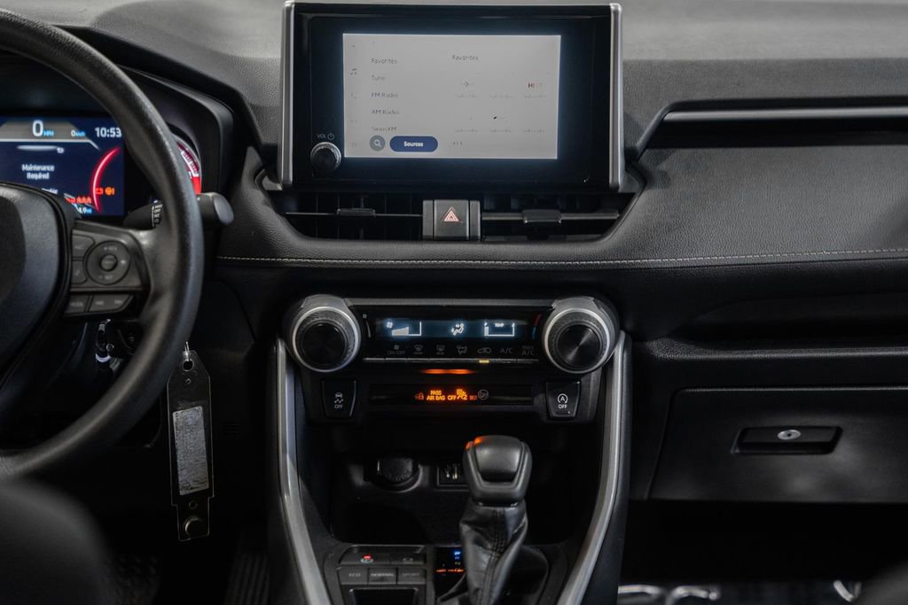 Used 2024 Toyota RAV4 LE image 17