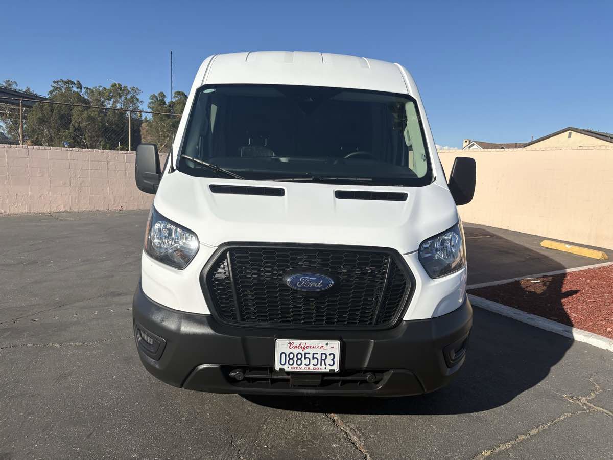 Used 2024 Ford Transit 250 148 Medium Roof Extended AWD image 36