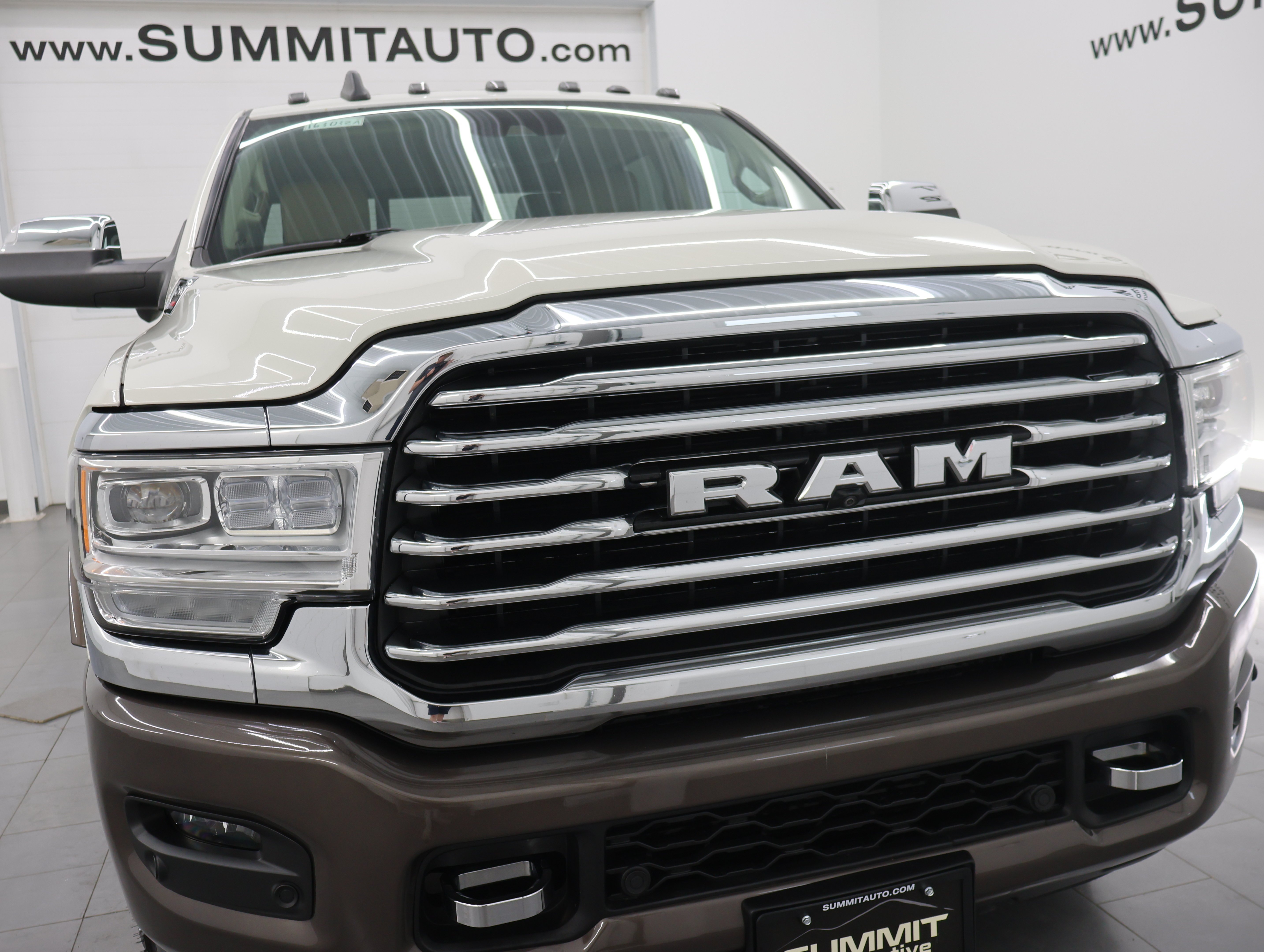 Used 2019 RAM 2500 Limited AWD/4WD image 27