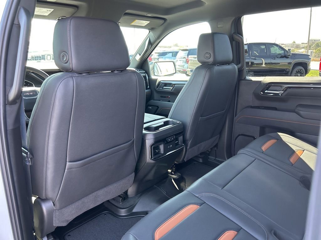 Used 2025 GMC Sierra 1500 AT4 AWD/4WD image 47