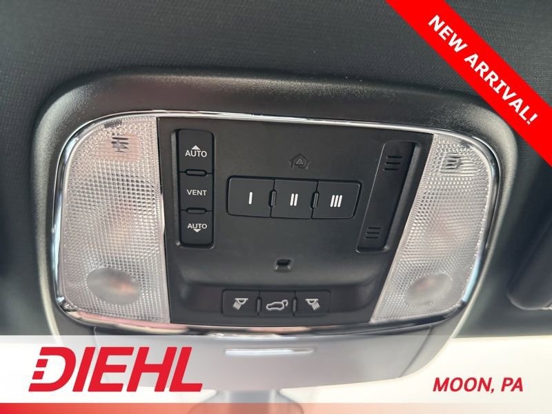 Used 2021 Jeep Grand Cherokee Limited AWD/4WD image 41