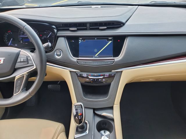 Certified 2018 Cadillac XT5 Luxury w/ Driver Awareness Package AWD/4WD image 19