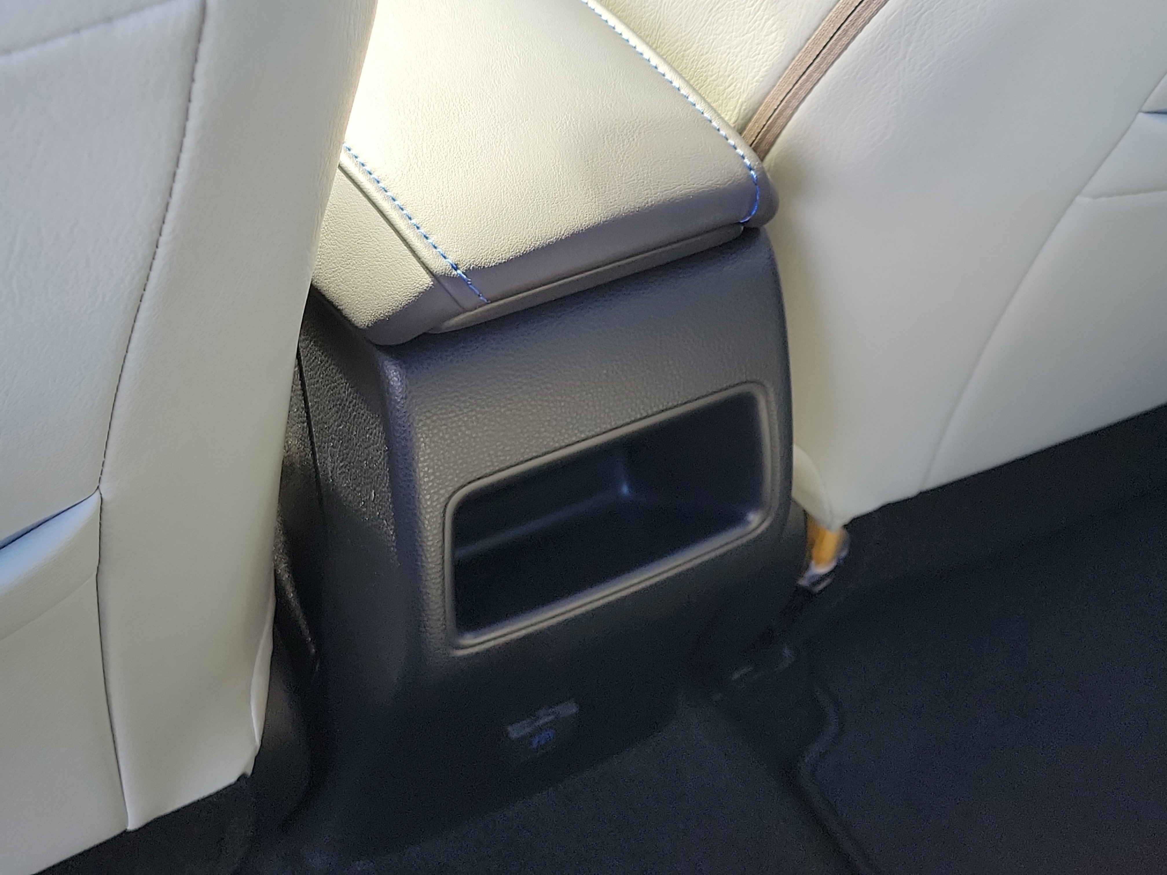 Used 2020 Toyota Corolla SE image 15