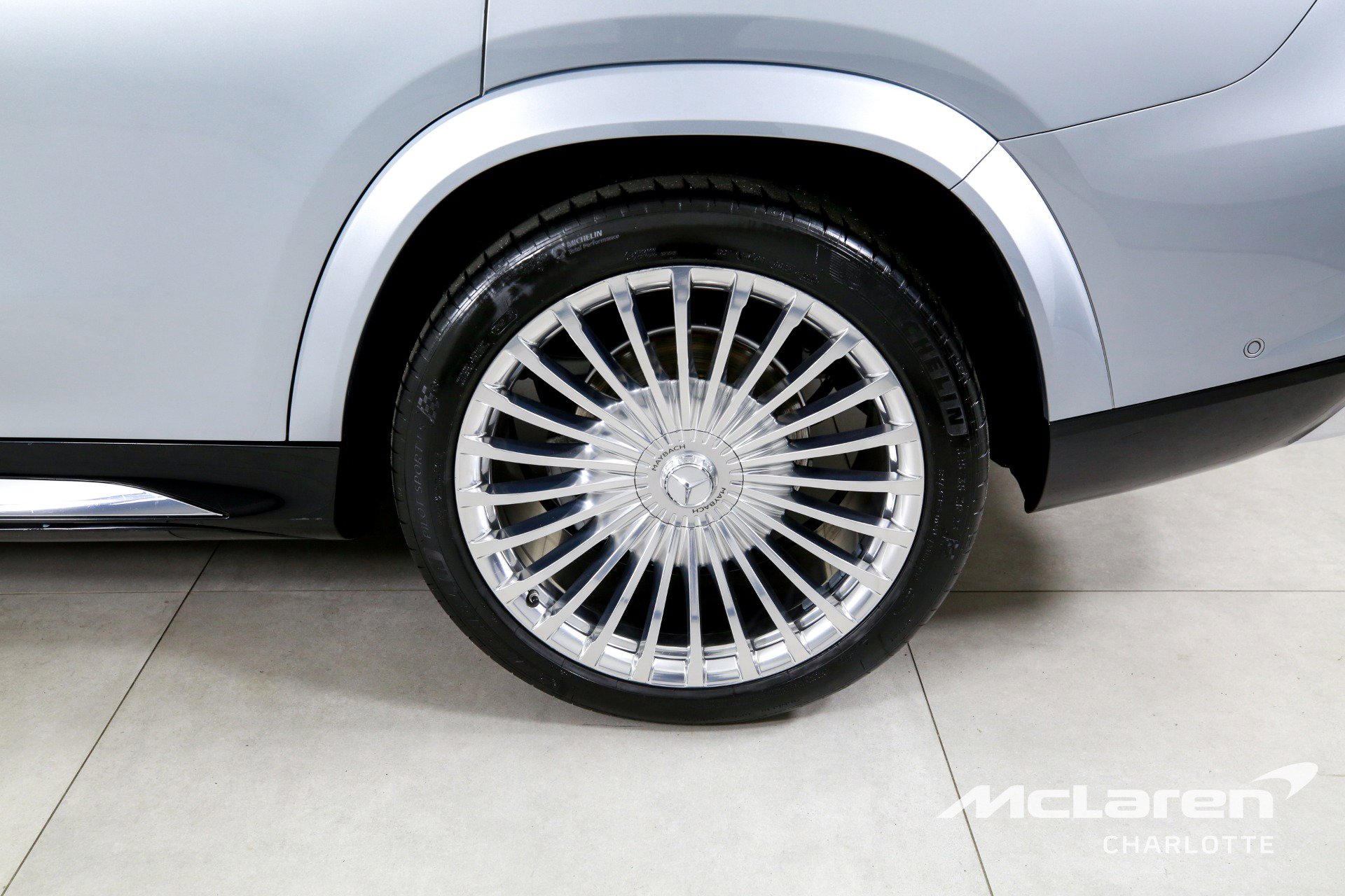 Used 2023 Mercedes-Benz Maybach GLS 600 4MATIC image 37