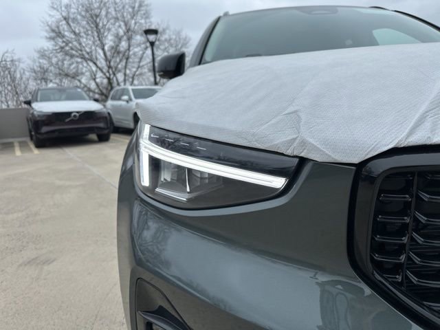New 2026 Volvo XC40 B5 Plus w/ Climate Package image 10