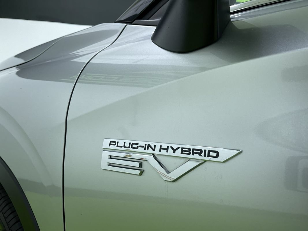 Used 2024 Mitsubishi Outlander Ralliart AWD/4WD image 15