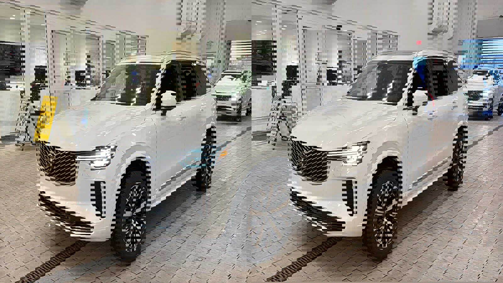 New 2026 Volvo XC90 B5 Core w/ Protection Package image 9