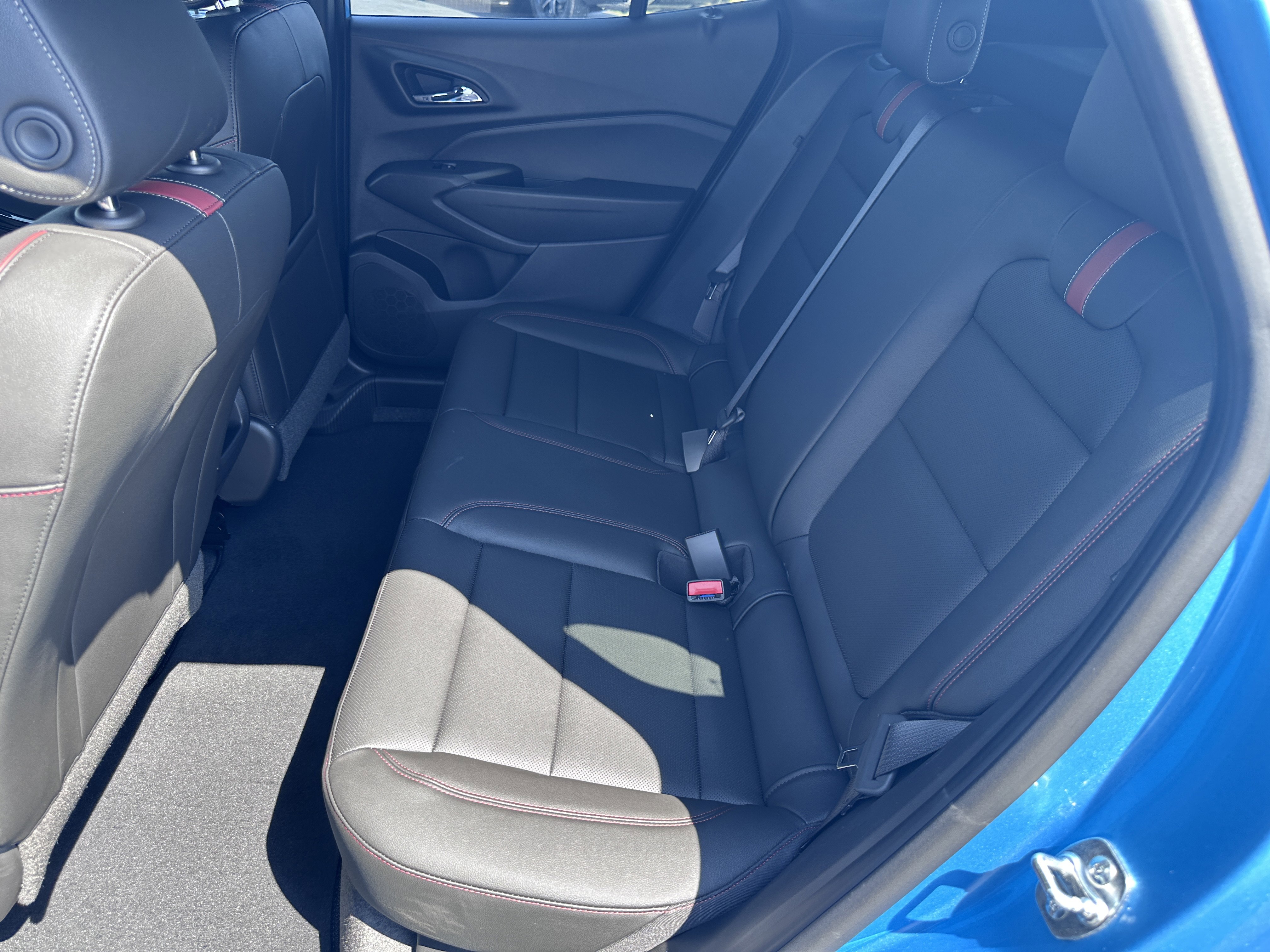 New 2025 Chevrolet Trax RS w/ Driver Confidence Package image 12