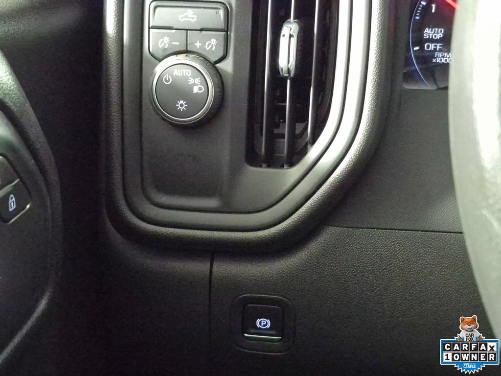 Certified 2025 Chevrolet Silverado 1500 W/T RWD image 17