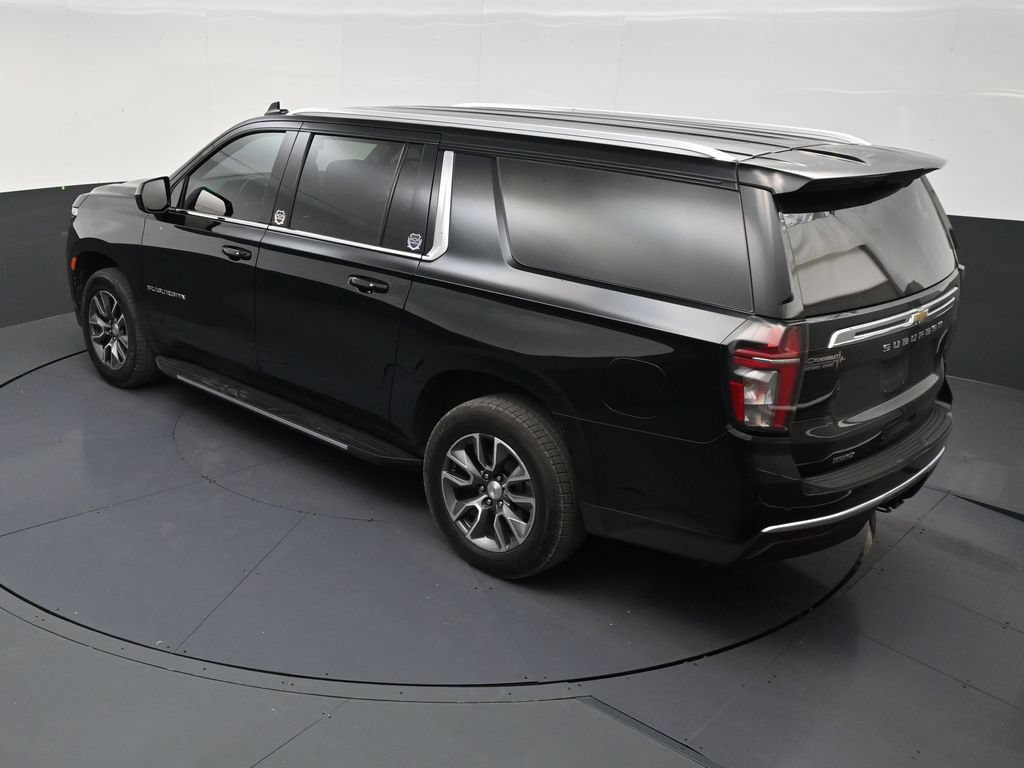 Used 2024 Chevrolet Suburban LS RWD image 14