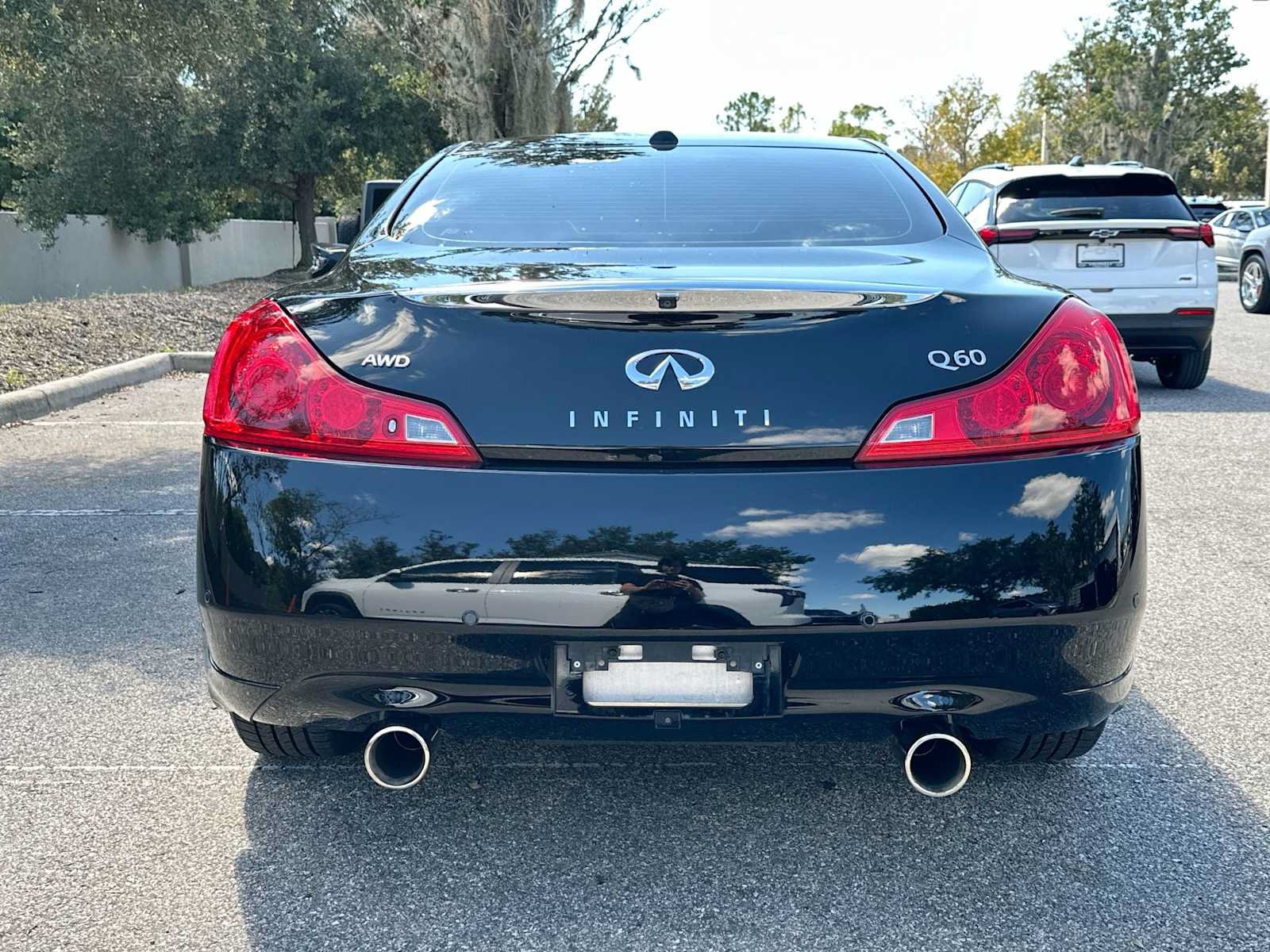 Used 2015 INFINITI Q60 AWD Coupe w/ Premium Package image 5