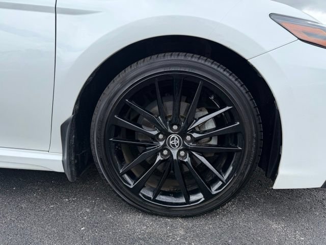 Used 2022 Toyota Camry XSE w/ Cold Weather Package FWD image 9